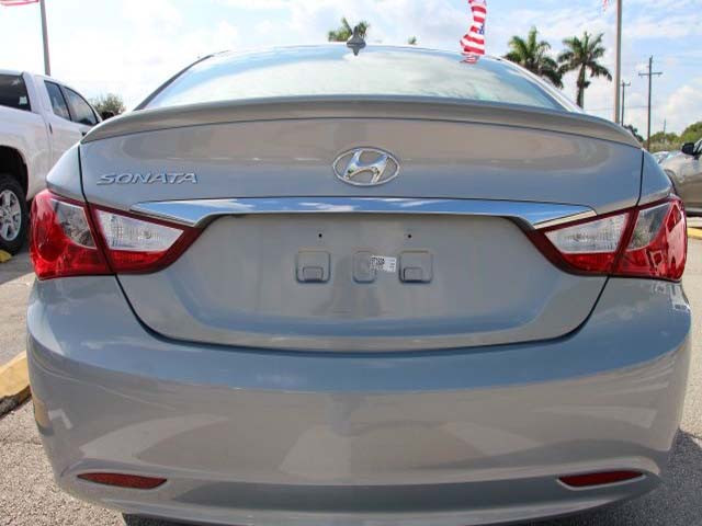 2013 Hyundai Sonata 4D Sedan - 131144 - Image #6