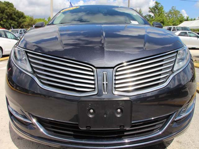 2013 Lincoln MKZ 4D Sedan - 807166 - Image #2
